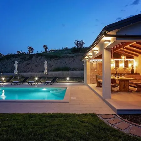 Vista Visinada Holiday home Vizinada