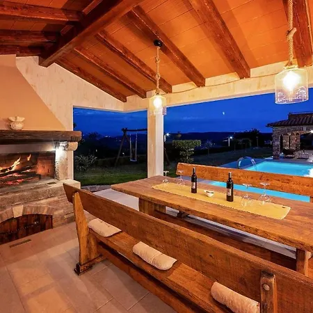 Vista Visinada Holiday home Vizinada